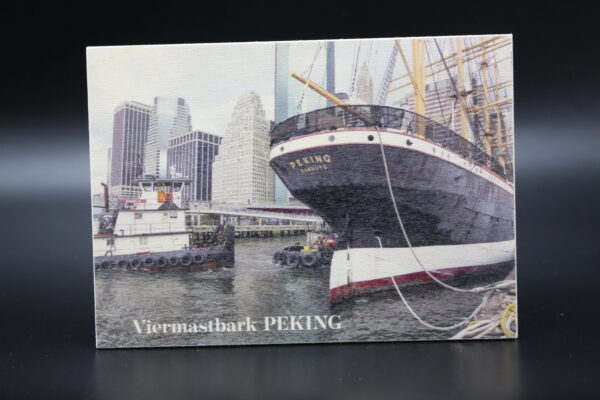 Holzkarte "Viermastbark PEKING" - in New York