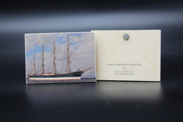 Holzmagnet "Viermastbark PEKING" - Umzug in Hamburg – Bild 2