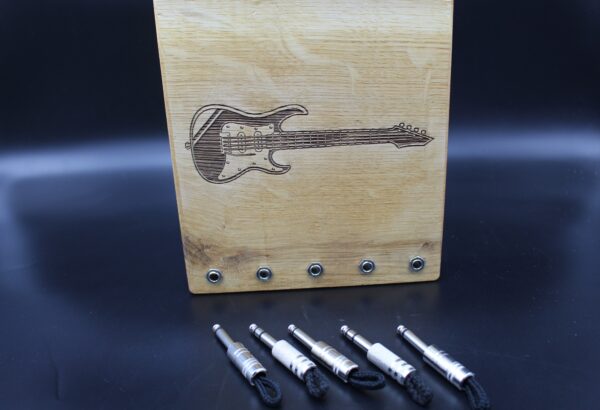 Schlüsselbrett "Gitarre" (gelasert) – Bild 3