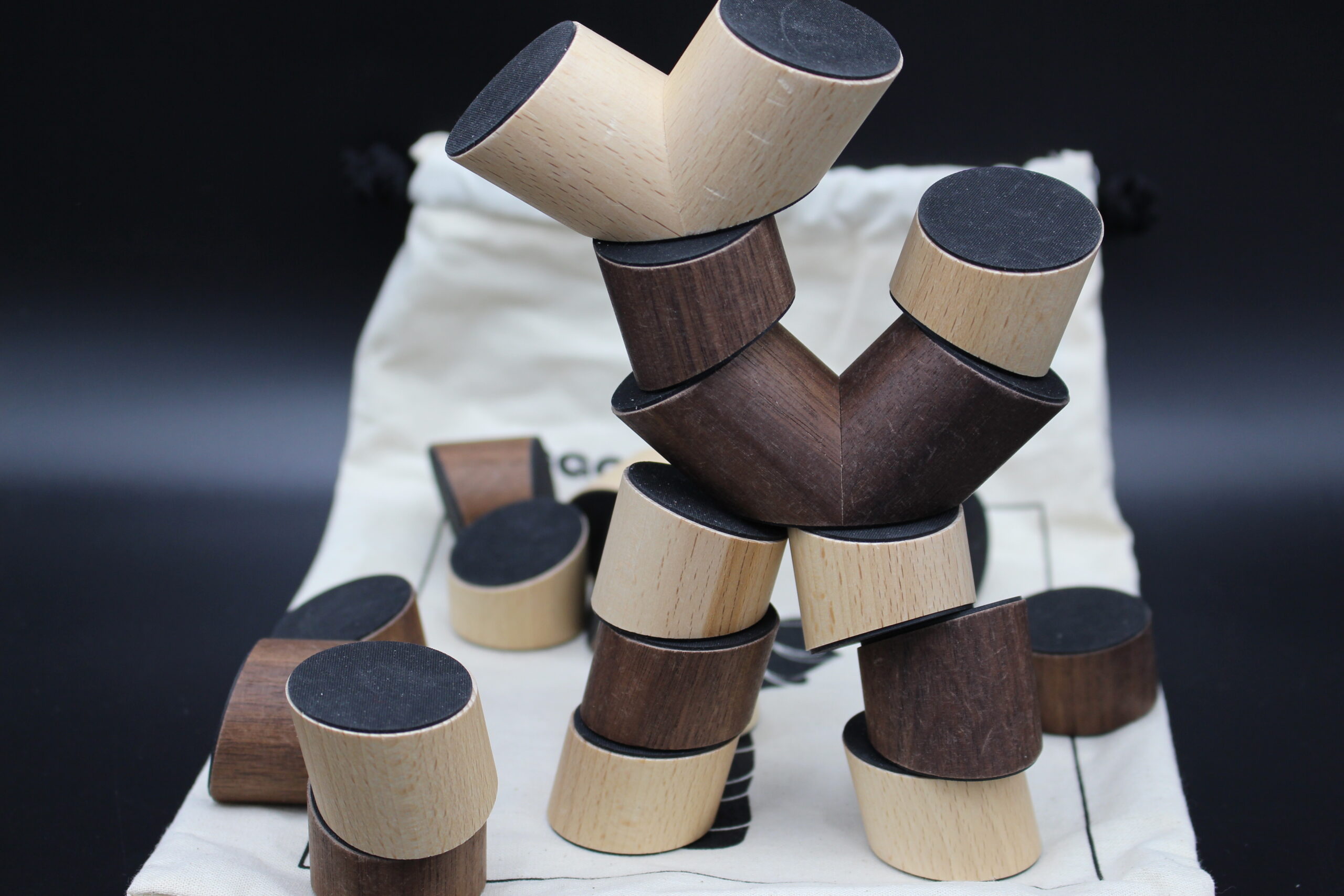 Loggos - M (20 Steine & 2 Y-Steine) Buche & Nuss – Bild 5